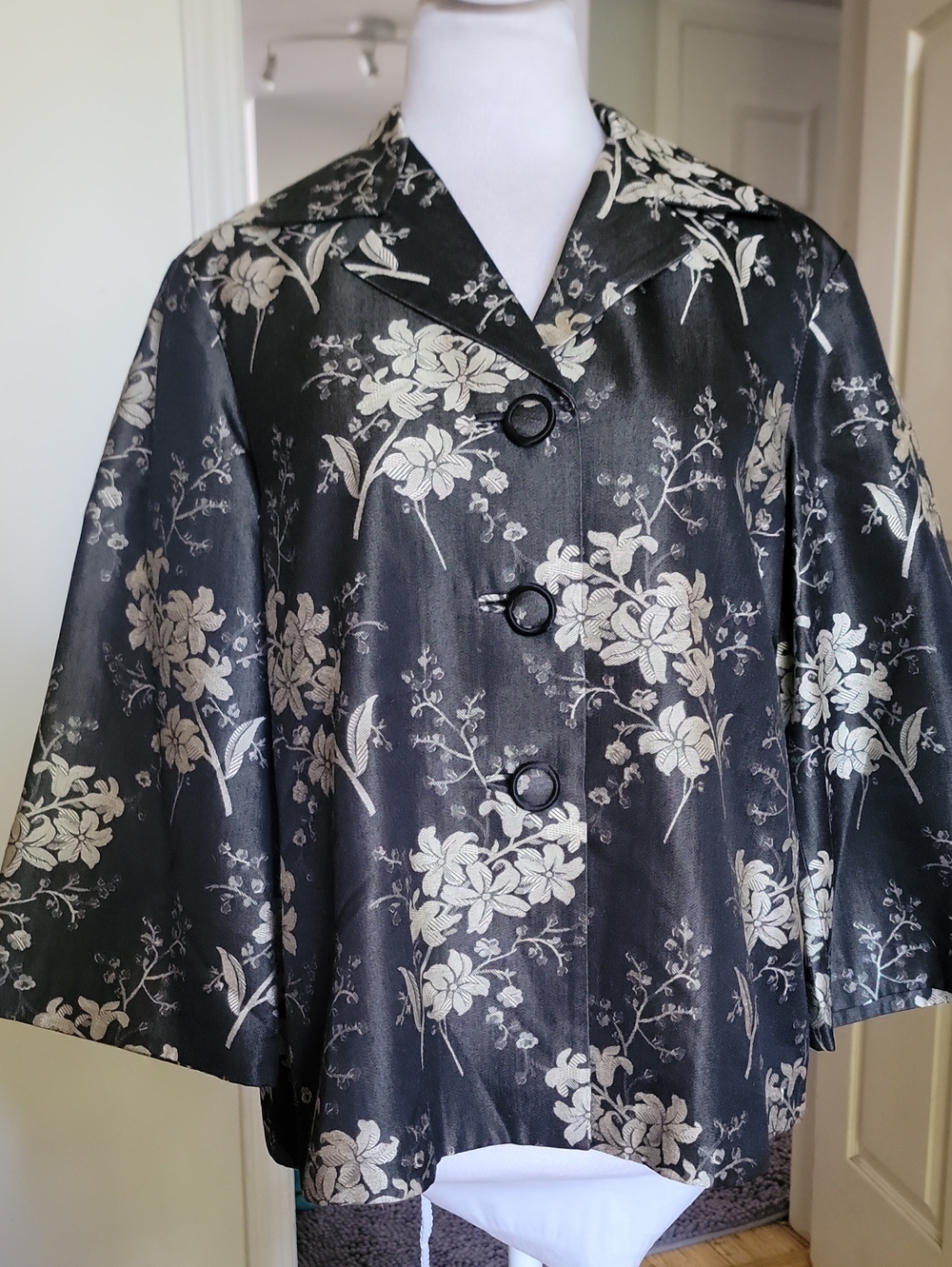 Black Floral Satin Jacket - Elegant Women's Coat